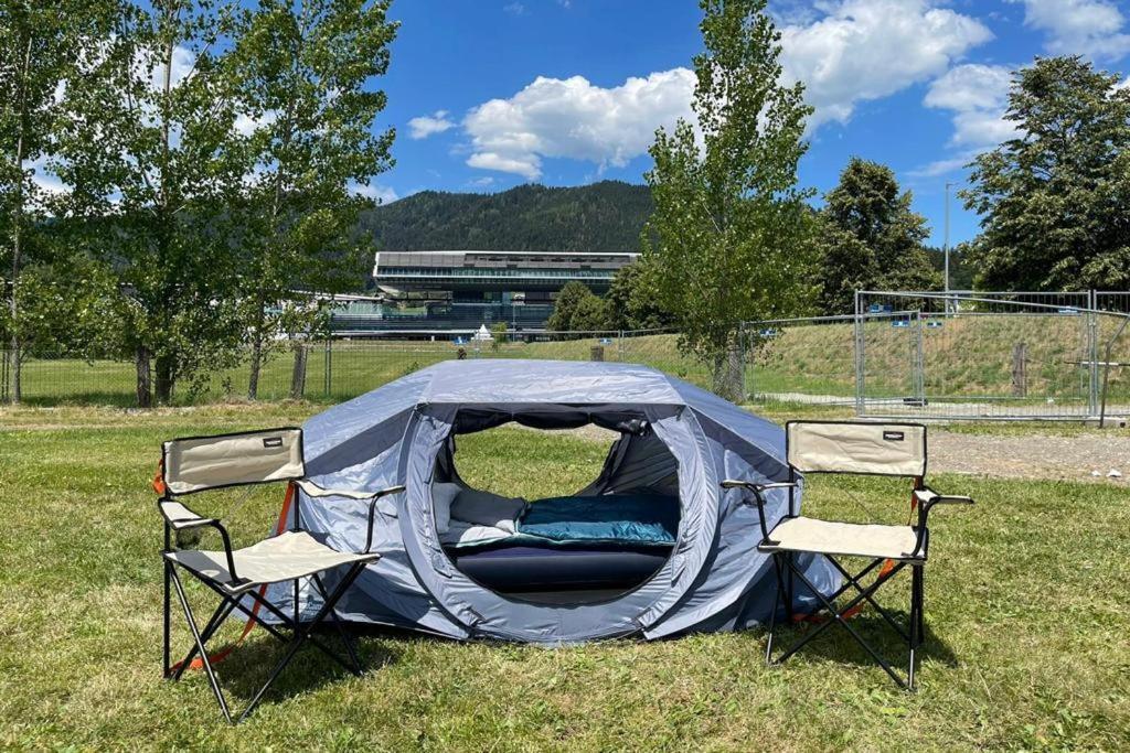 Grandprixcamp, Closest To The Red Bull Ring, Up To 4 Guests In A Tent Spielberg Bei Knittelfeld Ngoại thất bức ảnh