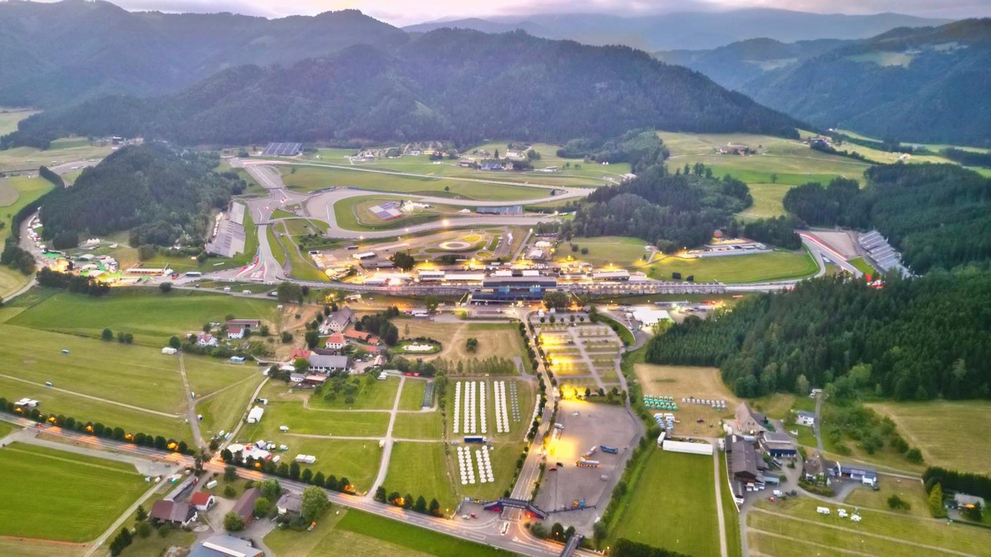 Grandprixcamp, Closest To The Red Bull Ring, Up To 4 Guests In A Tent Spielberg Bei Knittelfeld Ngoại thất bức ảnh